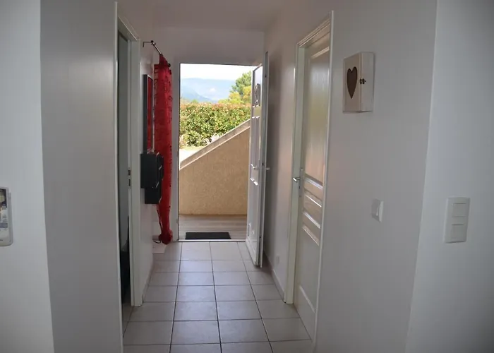 Appt T2 Standing Avec Piscine Et Terrasse Apartamento