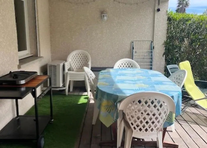 Appt T2 Standing Avec Piscine Et Terrasse Apartmán *